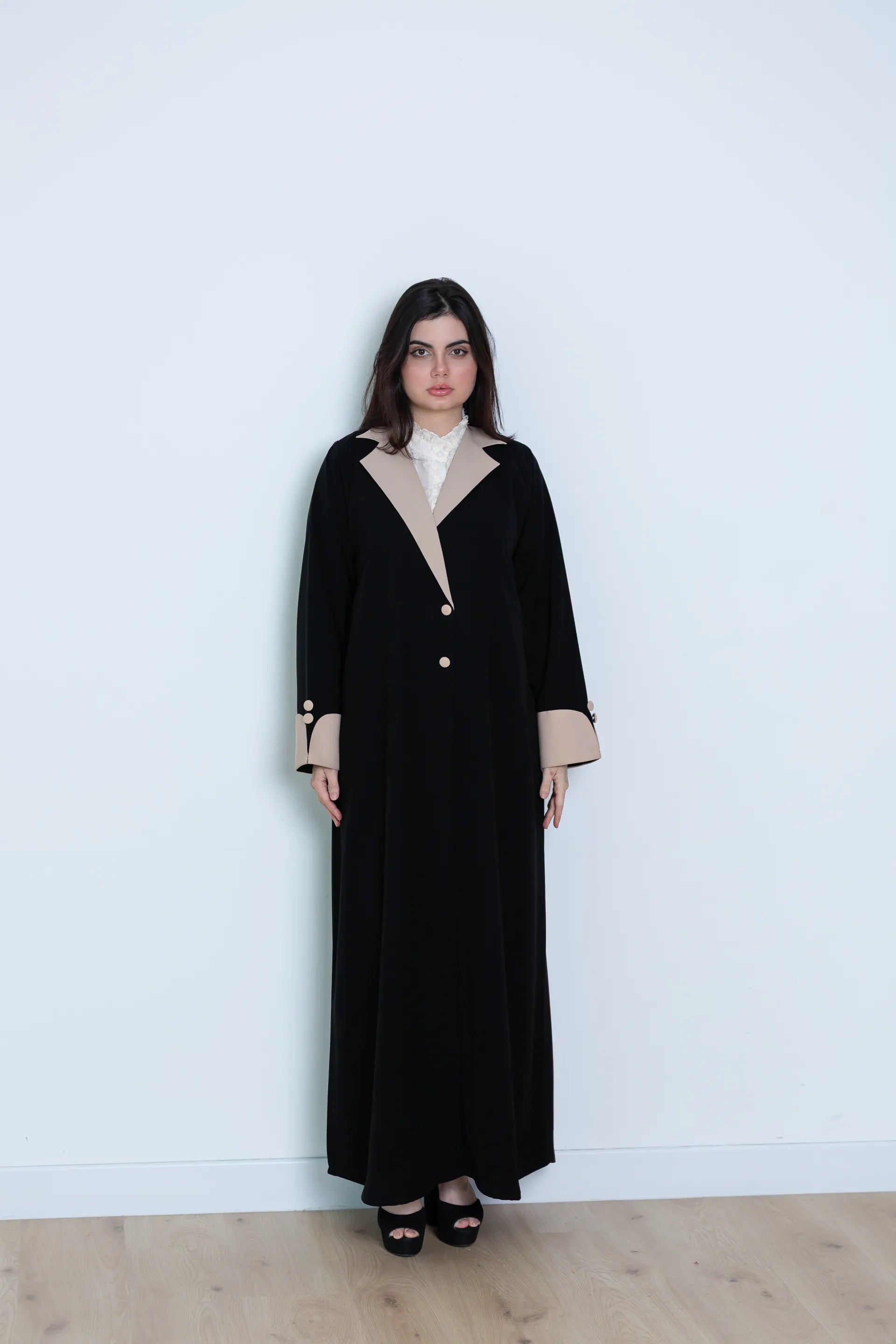 Rawda Abaya | Black and Beige