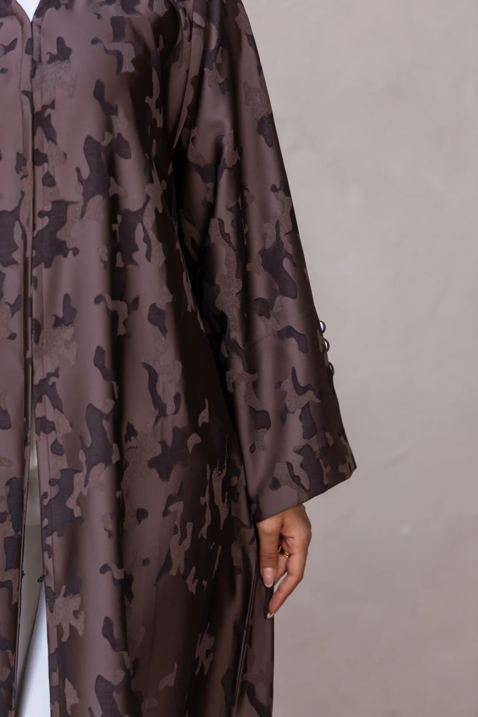 Kawthar Abaya | Brown