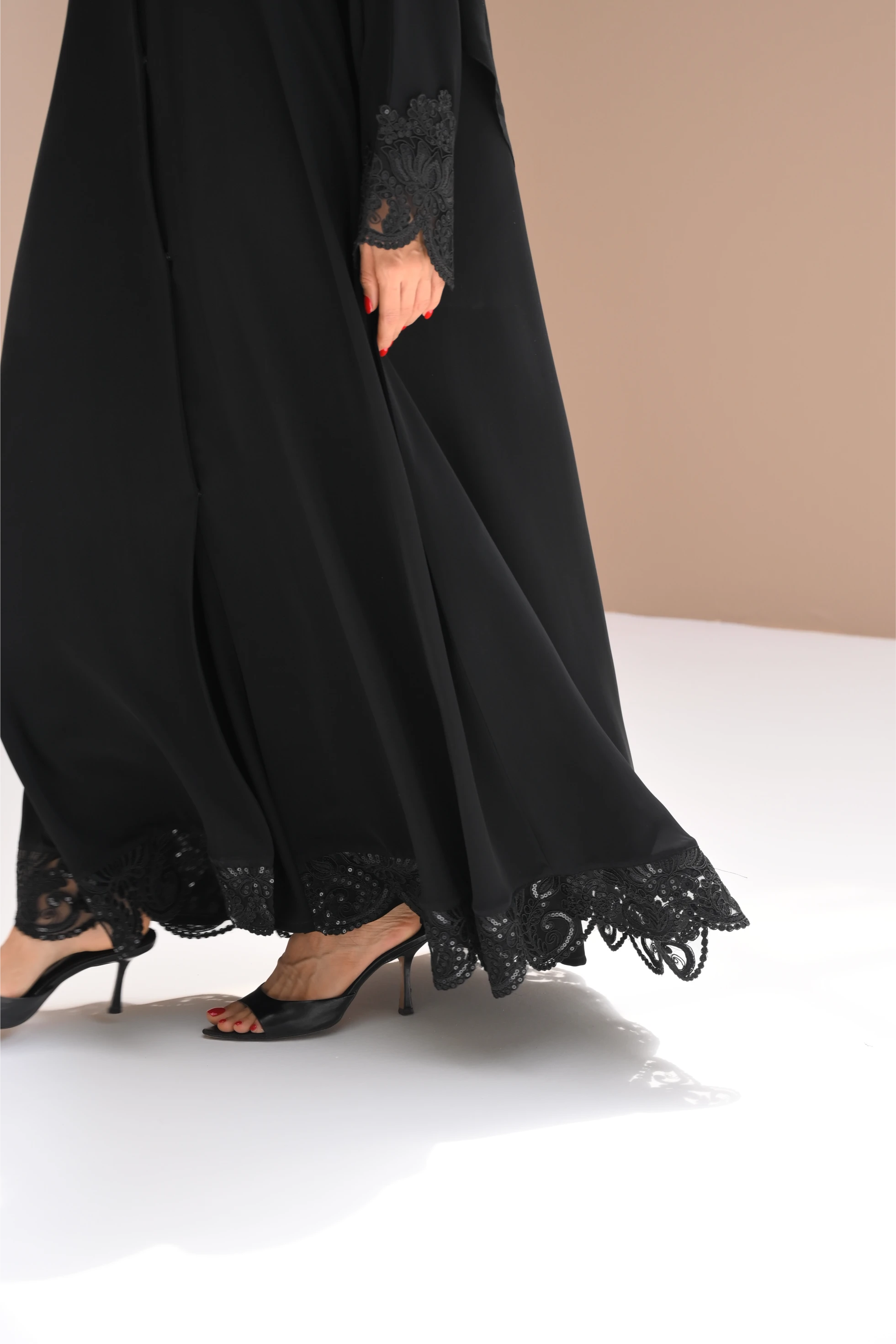 Fatena Abaya | Black