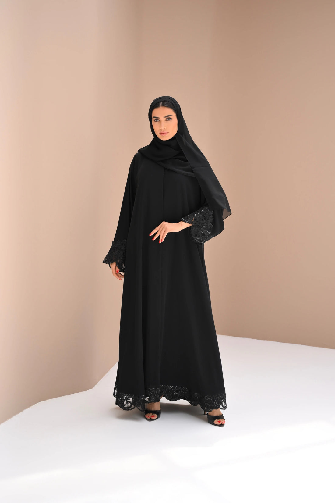 Fatena Abaya | Black