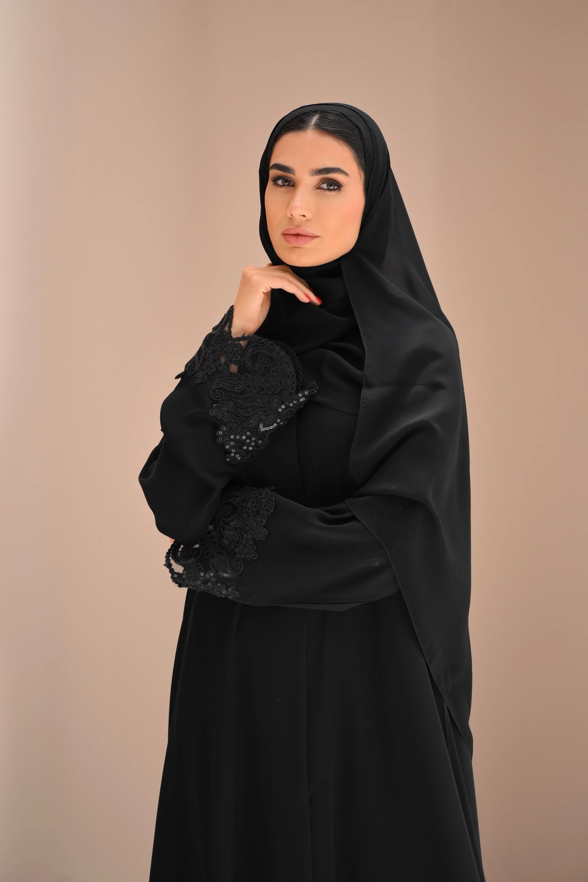Fatena Abaya | Black