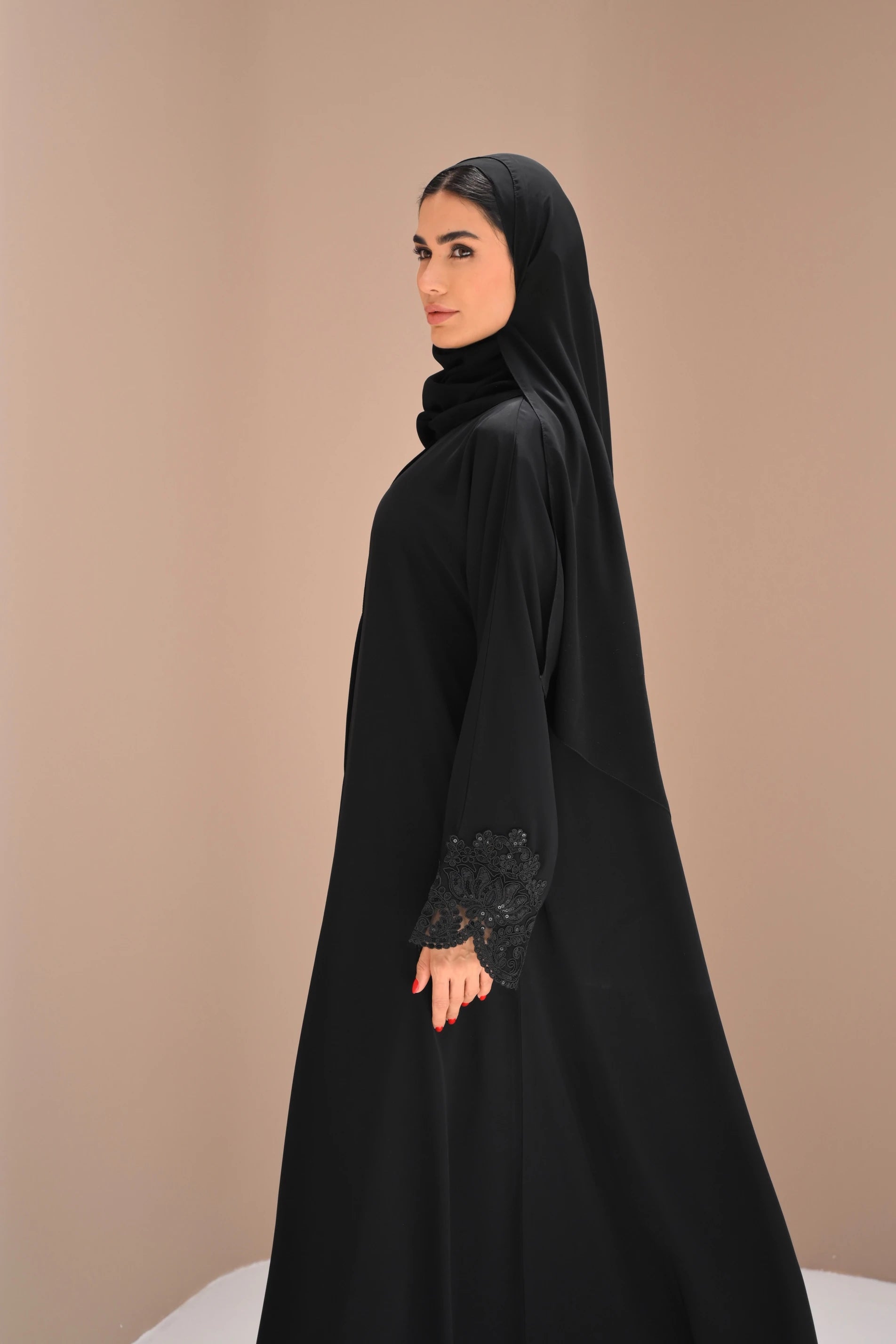 Fatena Abaya | Black