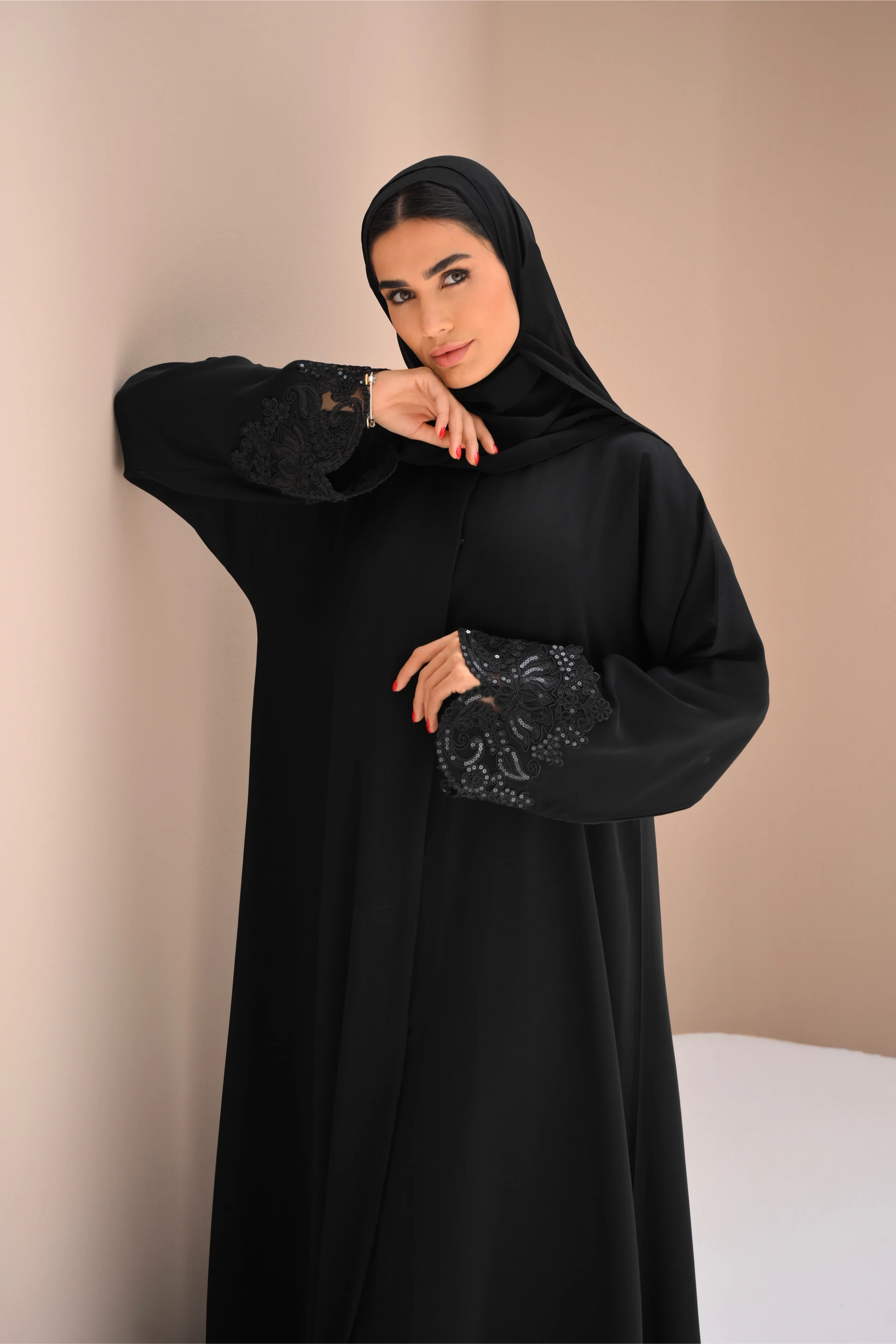 Fatena Abaya | Black