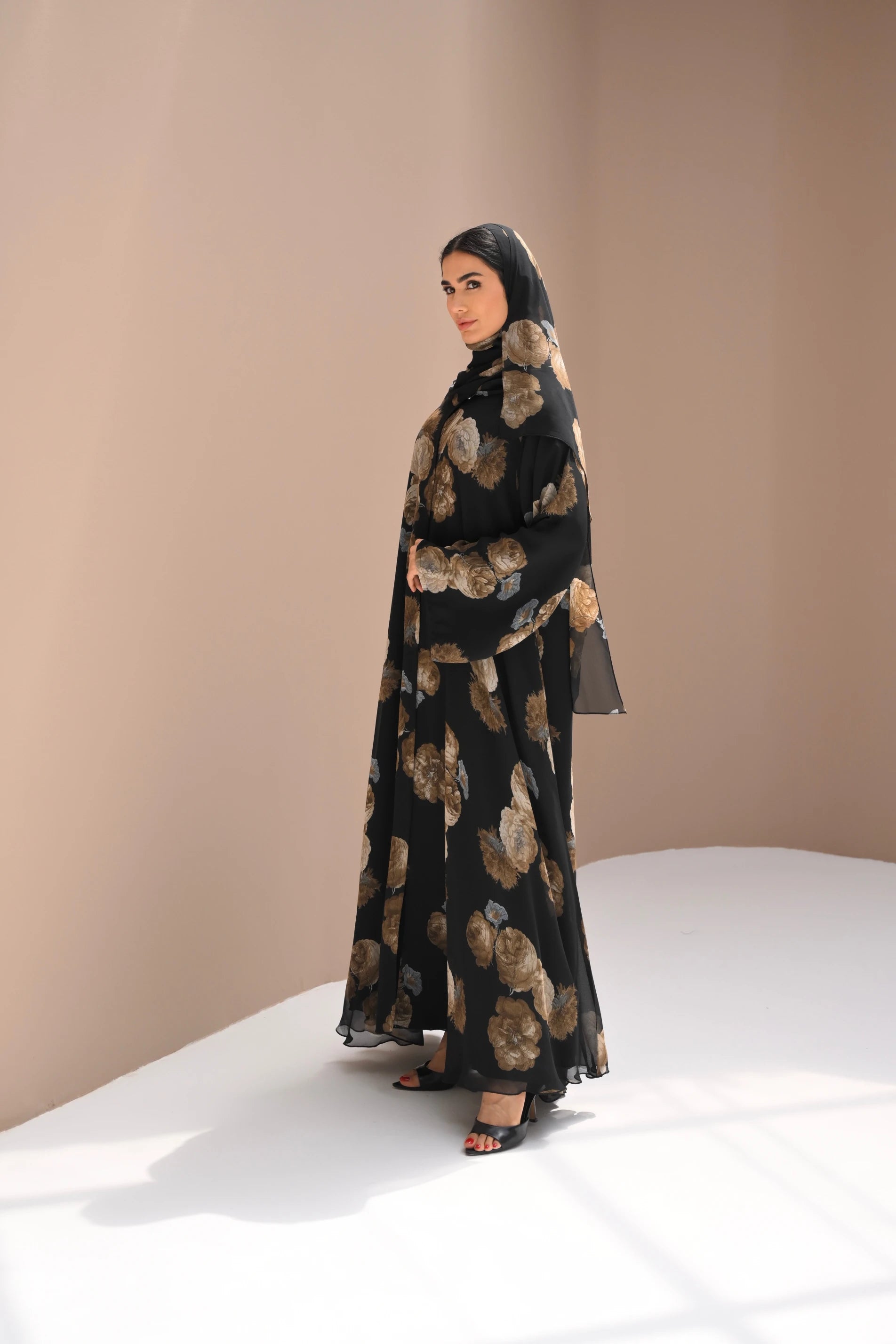 Jasmine Gold Abaya