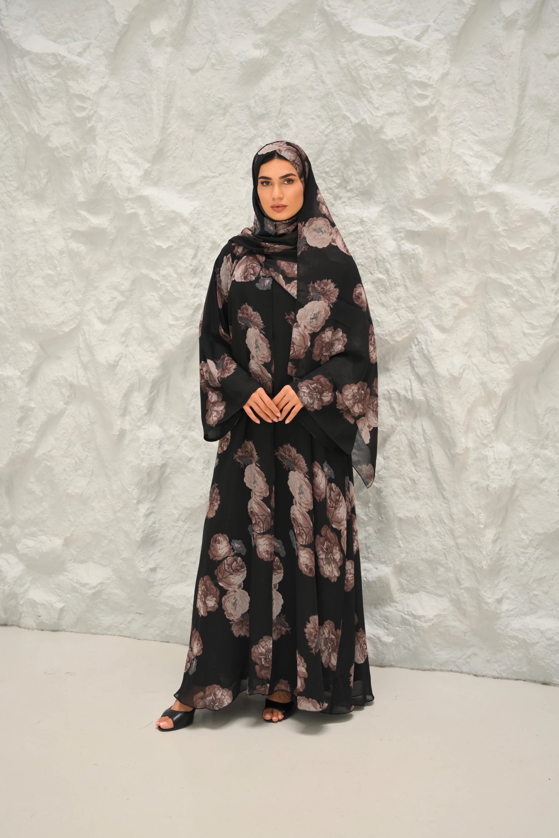 Jasmine Red Abaya