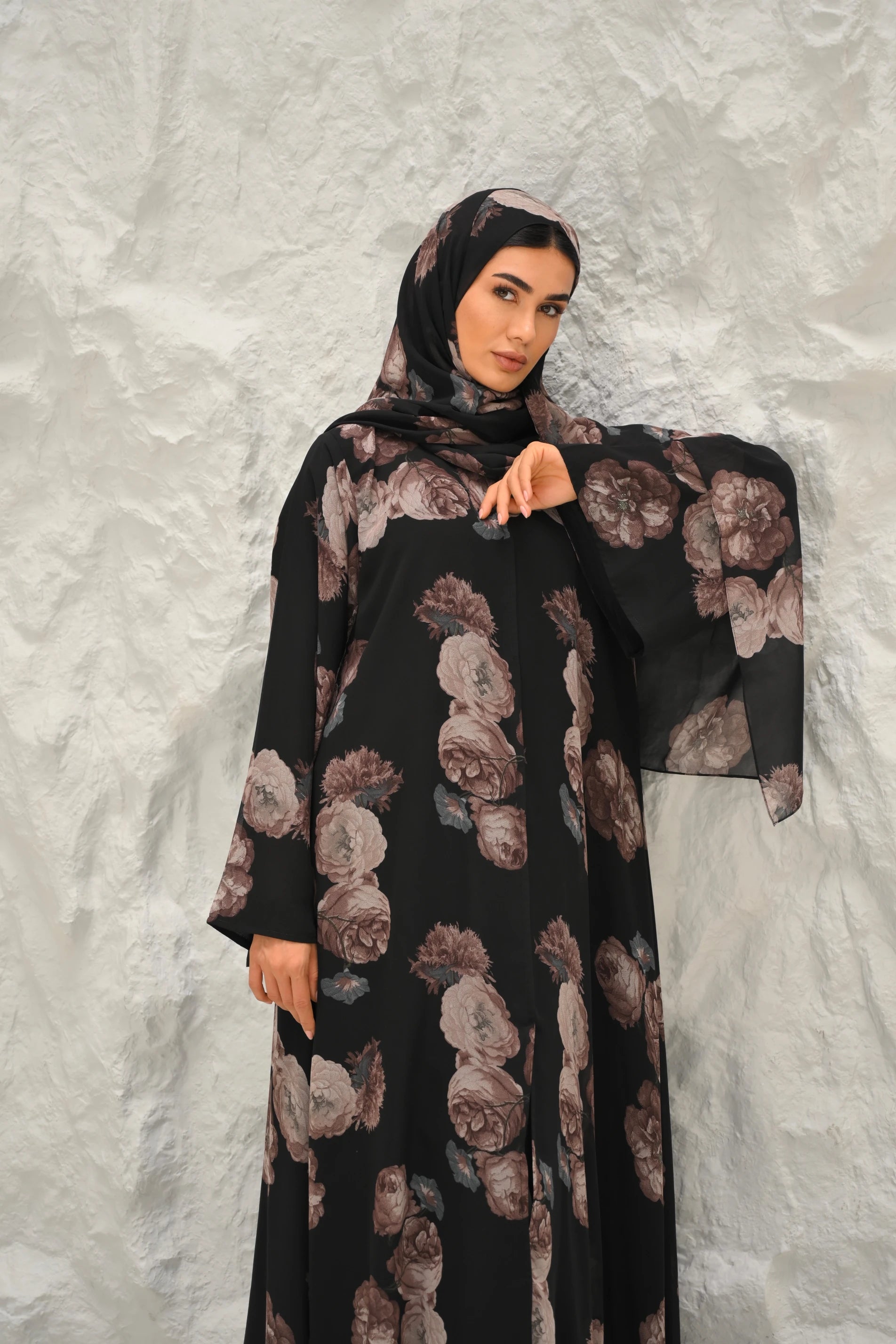 Jasmine Red Abaya
