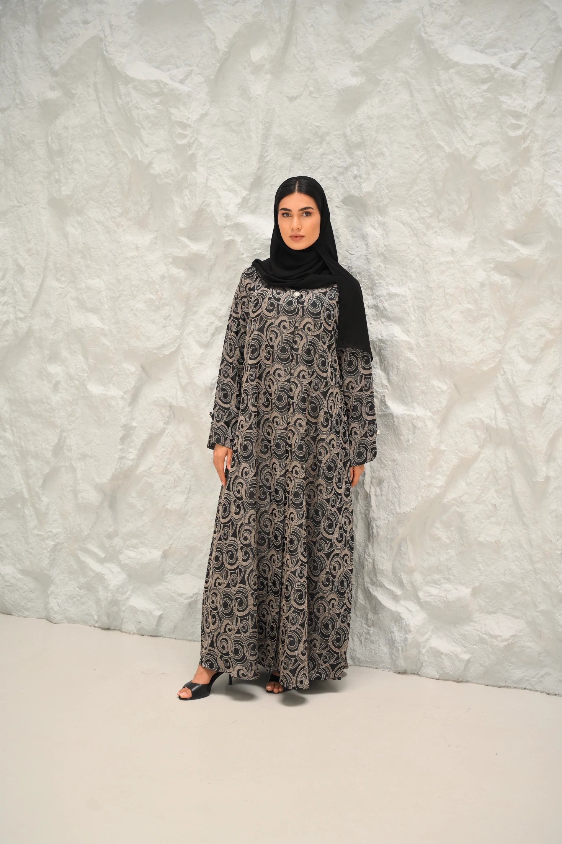Sana Abaya Gold