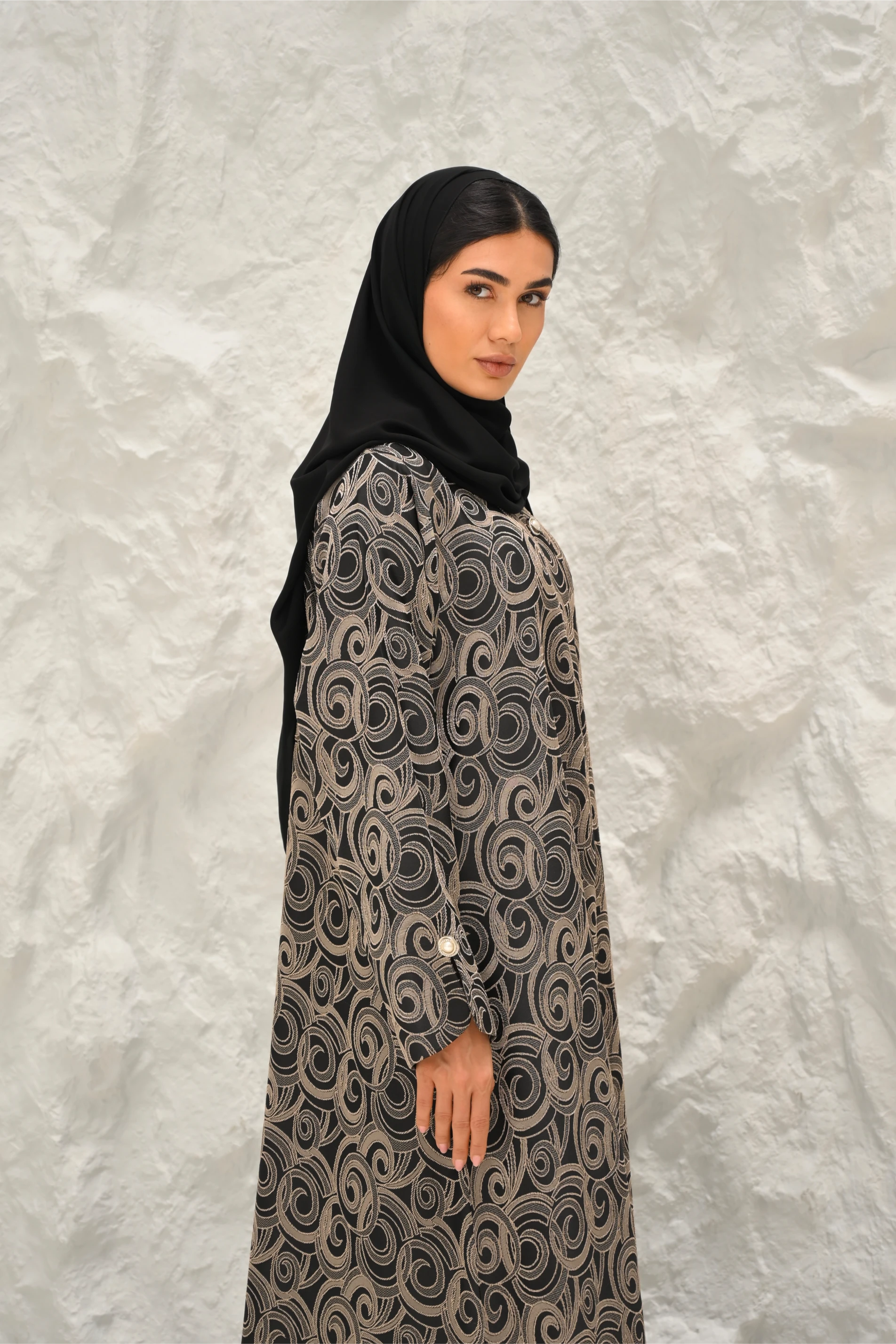 Sana Abaya Gold