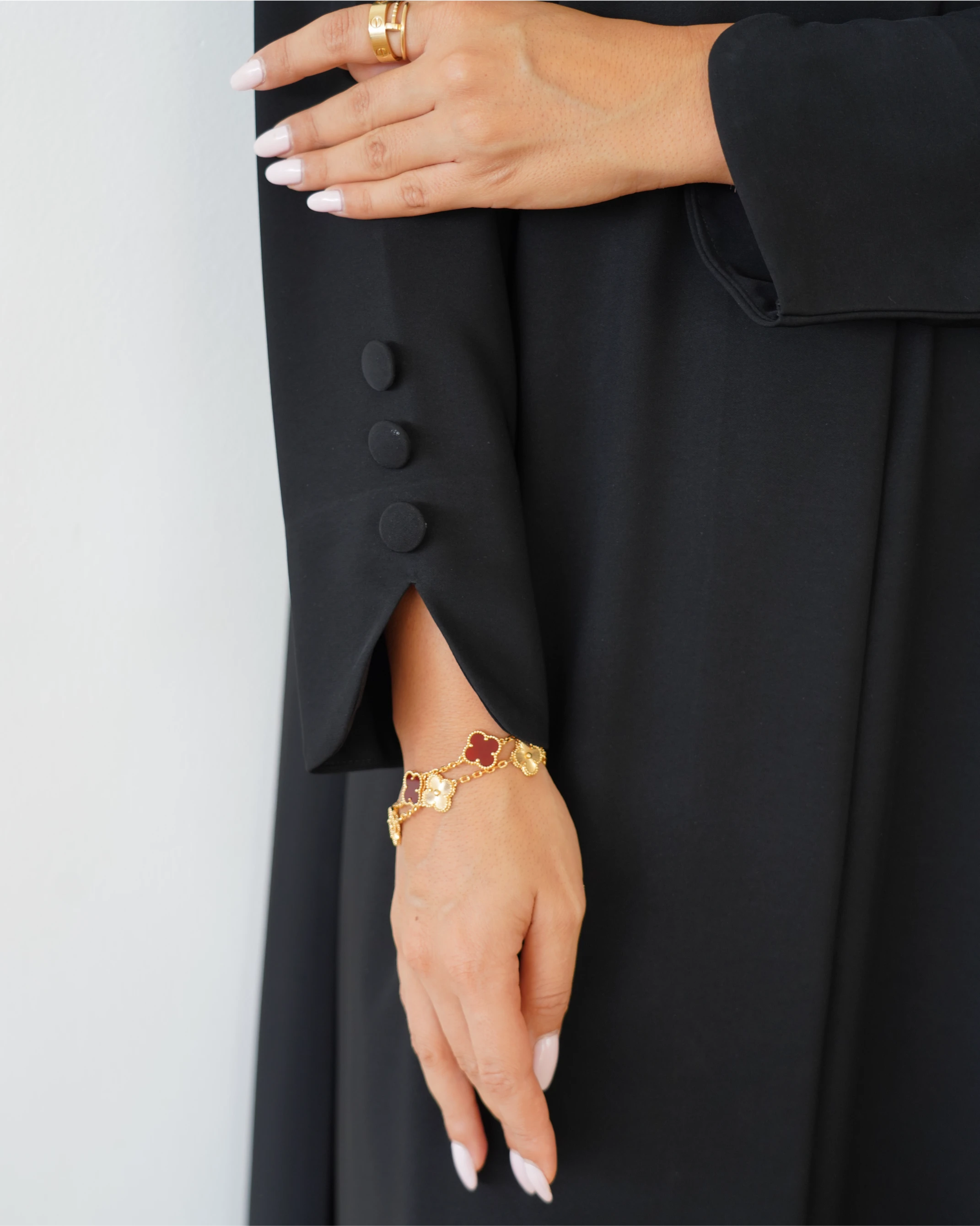 Latifa Abaya | Black
