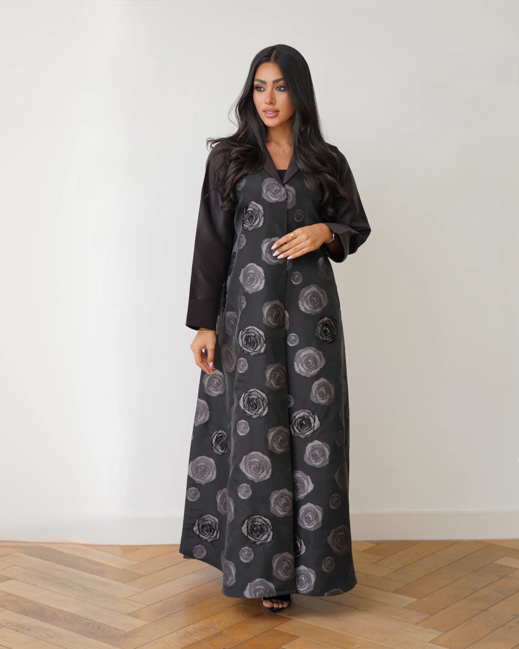 Roses Abaya | Black