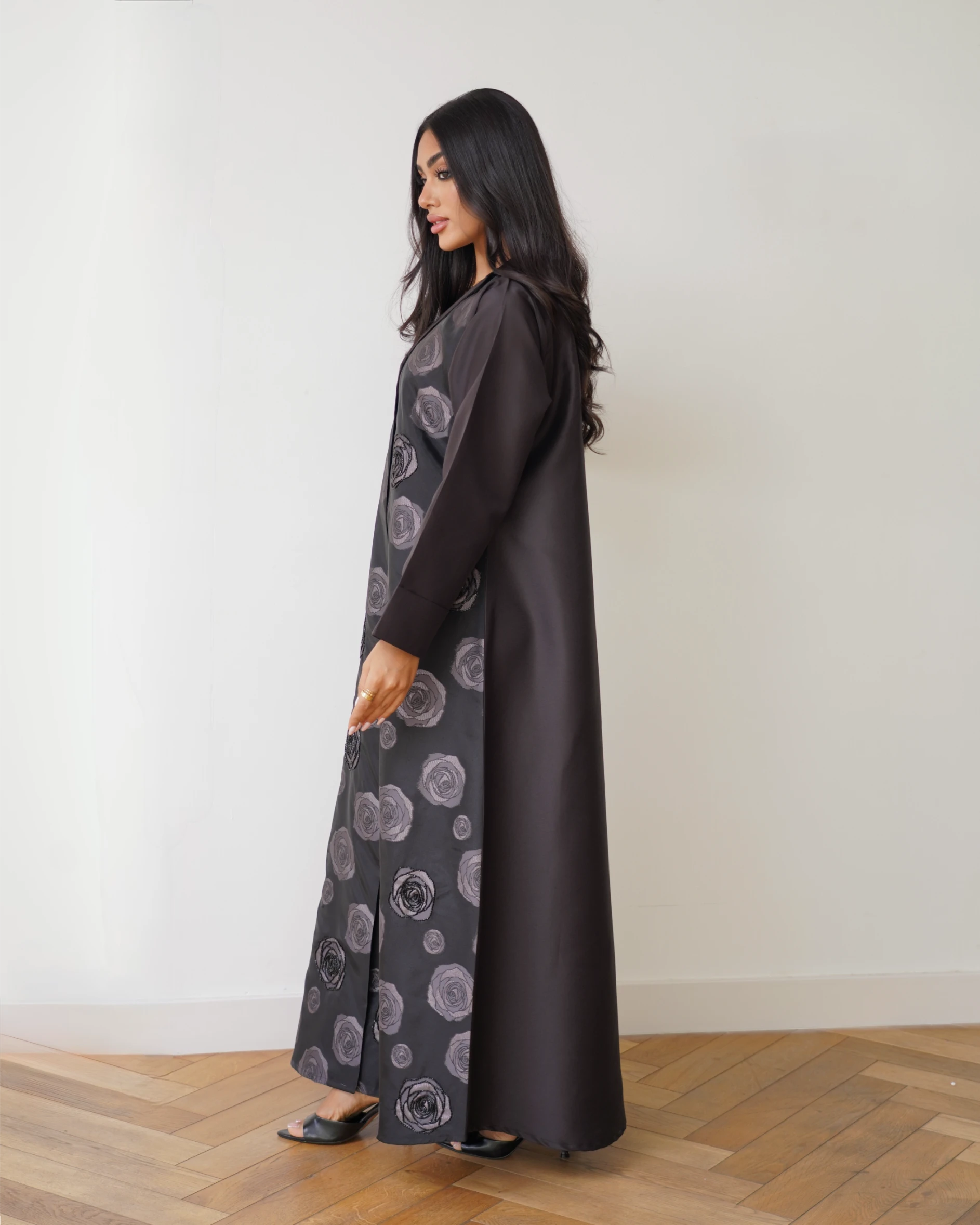 Roses Abaya | Black