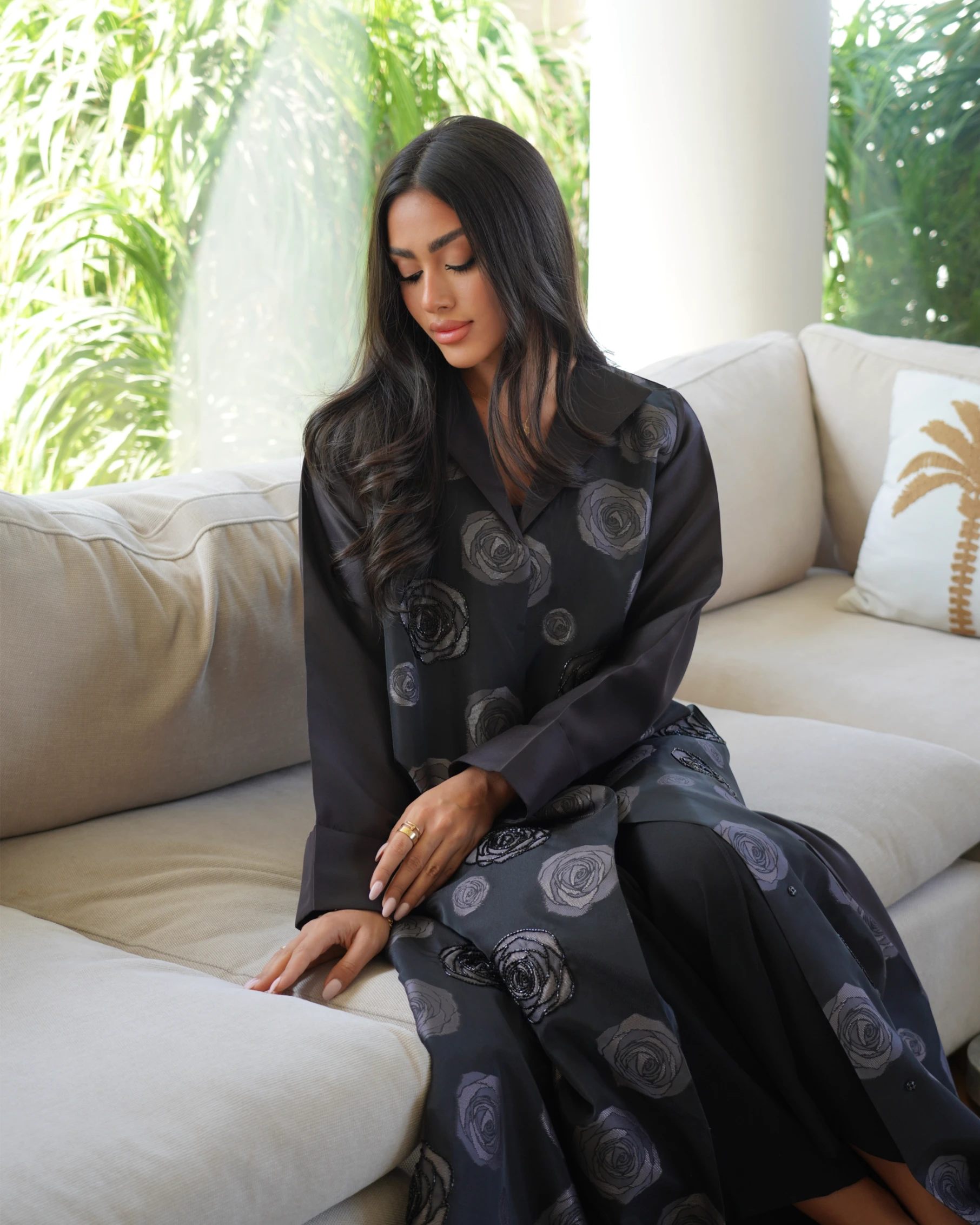Roses Abaya | Black
