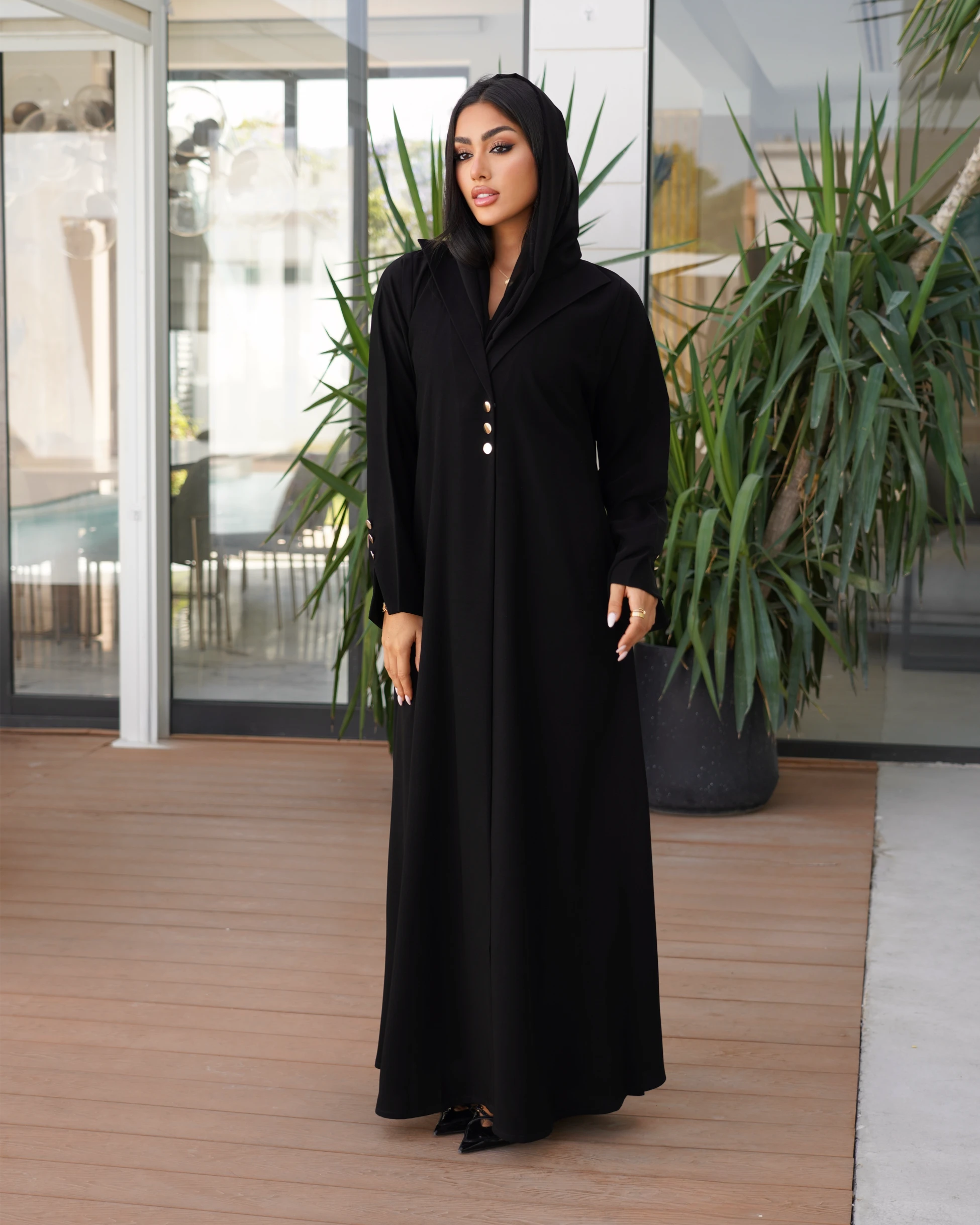 Huda Abaya | Black