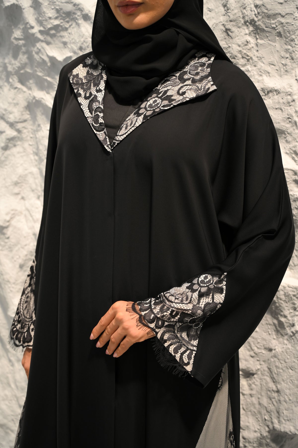 Rawaa Black